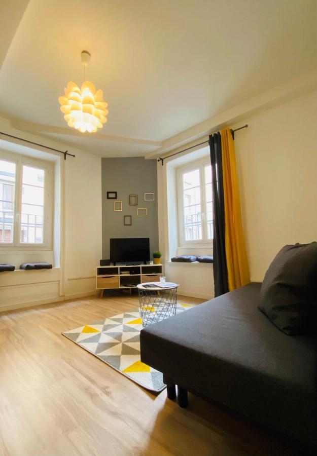 Nid Douillet Sur Plateau Central Clermont-Ferrand Zewnętrze zdjęcie